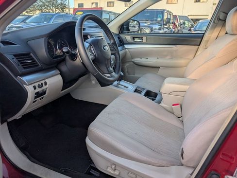 Used 2014 Subaru Outback 2.5i Premium image 11