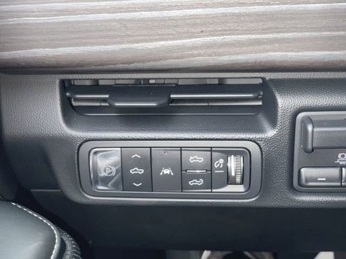 New 2025 GMC Sierra EV Denali image 21