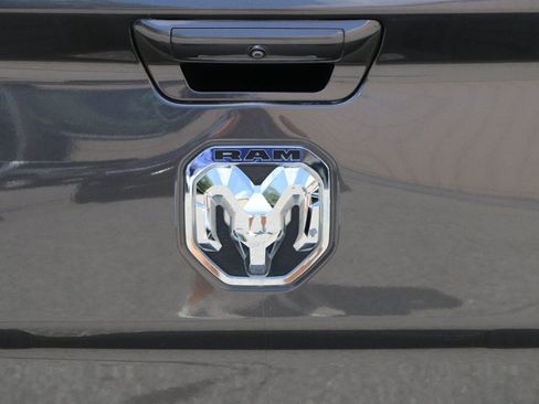 Used 2023 RAM 2500 Limited AWD/4WD image 5