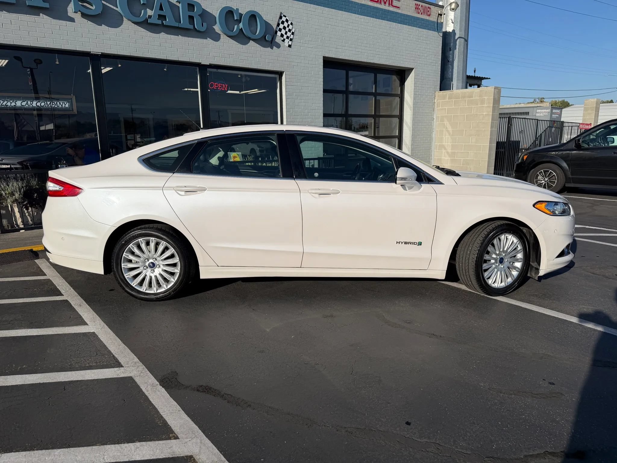 Used 2013 Ford Fusion SE FWD image 9