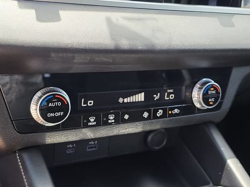 Used 2022 Mitsubishi Outlander ES FWD image 24
