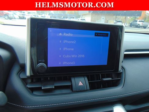 Used 2025 Toyota RAV4 XLE image 20