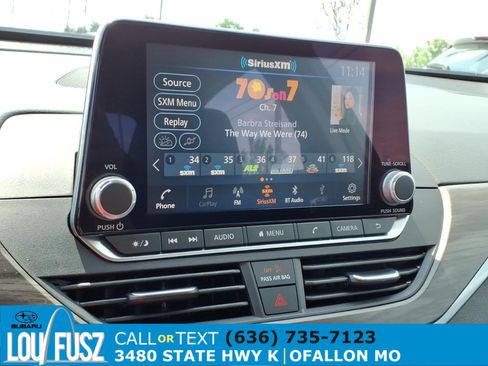 Used 2025 Nissan Altima 2.5 SV FWD image 11