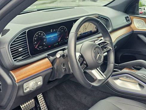 Certified 2025 Mercedes-Benz GLS 450 4MATIC image 15