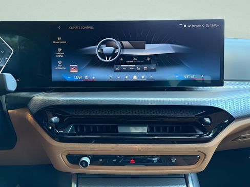 New 2026 BMW 330i Sedan w/ Premium Package RWD image 18