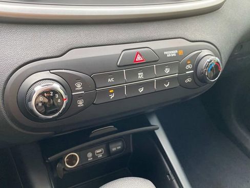 Used 2020 Kia Sorento L image 25