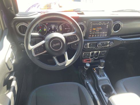 Certified 2023 Jeep Wrangler Unlimited Rubicon 4xe image 18