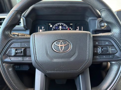 Certified 2024 Toyota Tacoma SR5 AWD/4WD image 27