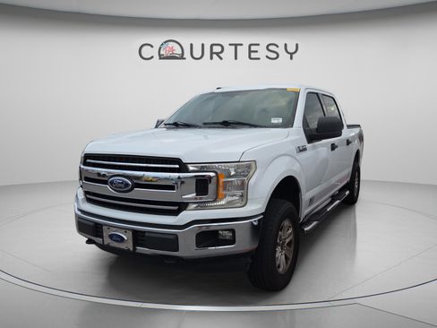 Used 2018 Ford F150 XLT AWD/4WD image 1