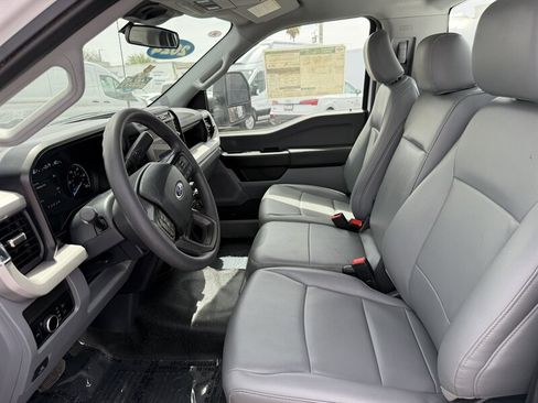 Used 2024 Ford F250 XL AWD/4WD image 11