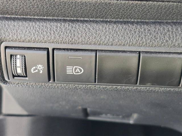 Used 2022 Toyota Corolla LE FWD image 13
