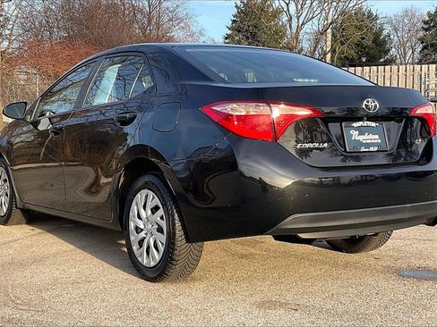 Used 2017 Toyota Corolla L image 11