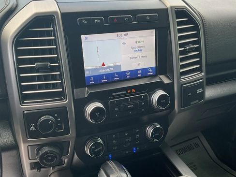 Used 2020 Ford F150 Platinum w/ Equipment Group 701A Luxury AWD/4WD image 24