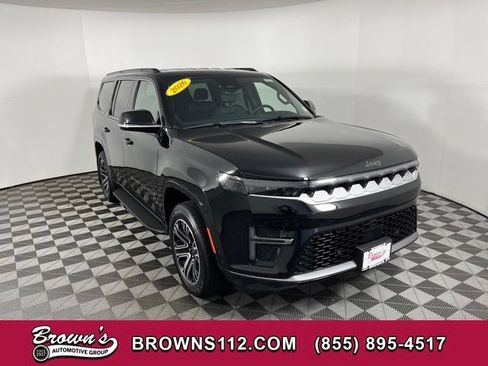 Used 2026 Jeep Grand Wagoneer 4WD image 1