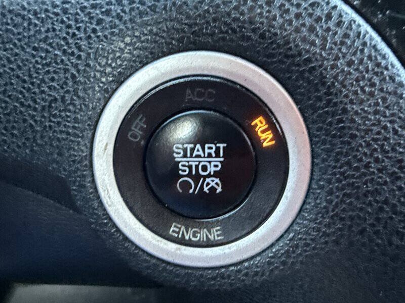 Used 2014 Chrysler 300 S RWD image 32