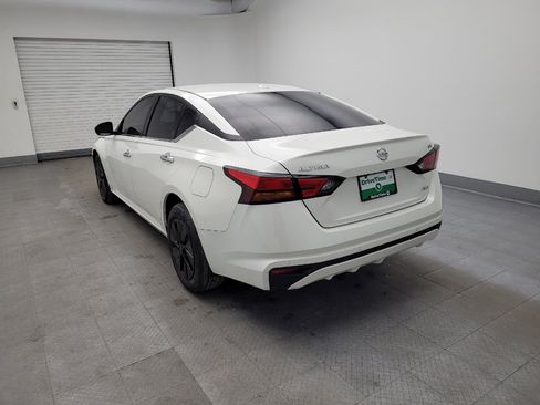 Used 2022 Nissan Altima 2.5 SV image 5