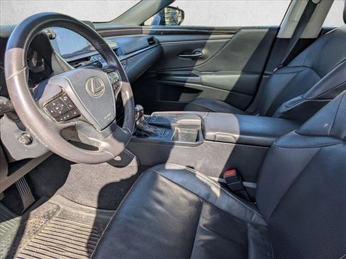 Used 2020 Lexus ES 350 w/ Premium Package image 17