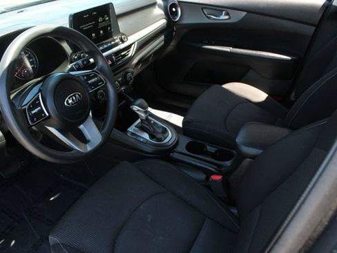 Used 2021 Kia Forte LXS FWD image 13