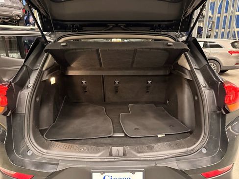 Used 2020 Buick Encore GX Preferred w/ Cold Weather Comfort Package image 16