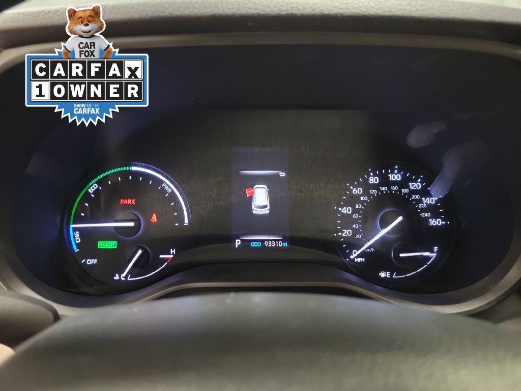 Used 2022 Toyota Sienna XLE FWD image 28