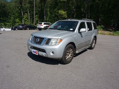 Used 2012 Nissan Pathfinder LE image 24