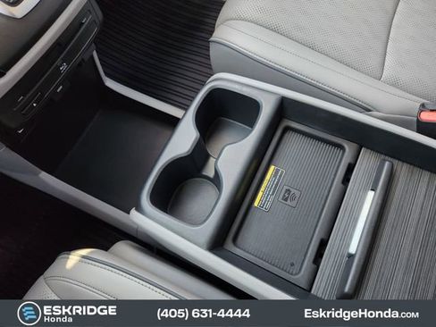 Used 2022 Honda Odyssey Elite image 21