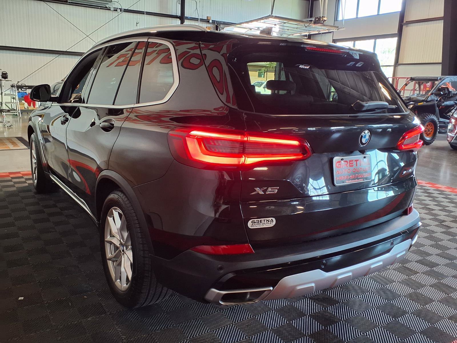 Used 2020 BMW X5 xDrive40i w/ Convenience Package AWD/4WD image 5