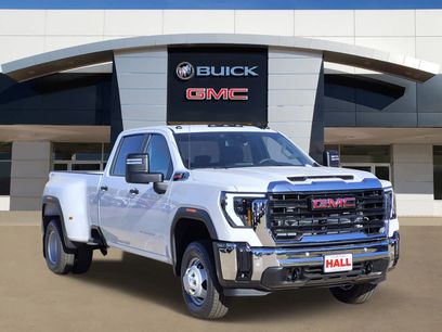 New 2026 GMC Sierra 3500 Pro w/ Convenience Package