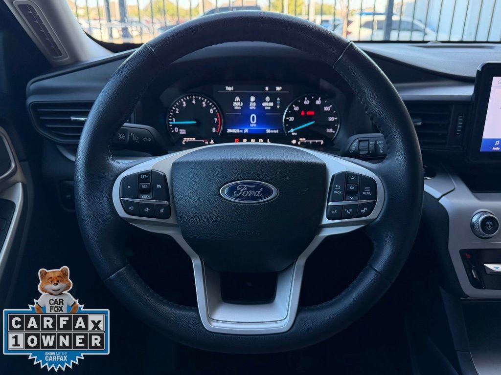 Used 2023 Ford Explorer XLT RWD image 11