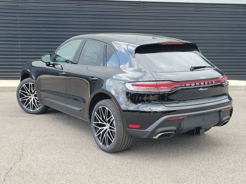 Used 2026 Porsche Macan AWD/4WD image 3