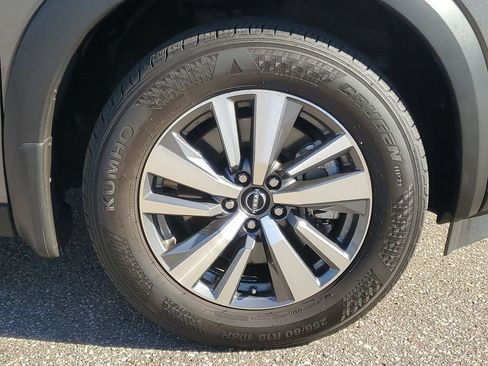 Used 2023 Nissan Pathfinder SL image 5