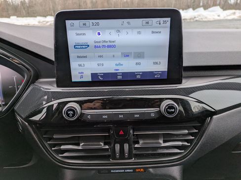 Used 2025 Ford Escape ST-Line Select image 11