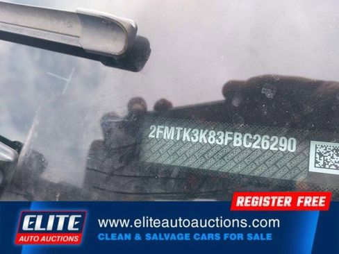 Used 2015 Ford Edge Titanium w/ Technology Package FWD image 18