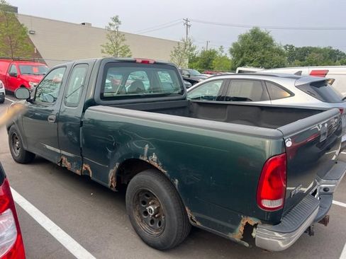 Used 2001 Ford F150 Lariat RWD image 6