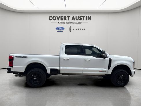 Used 2025 Ford F250 Lariat w/ Lariat Ultimate Package AWD/4WD image 4