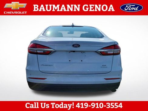 Used 2020 Ford Fusion SE FWD image 6