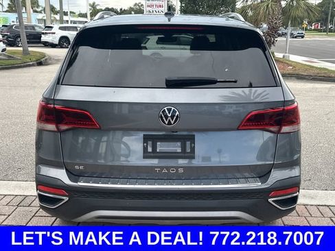 Certified 2023 Volkswagen Taos SE w/ Panoramic Sunroof Package FWD image 7