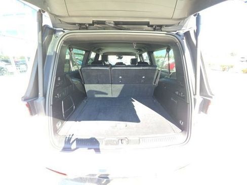 Used 2024 Jeep Wagoneer L Series II image 29