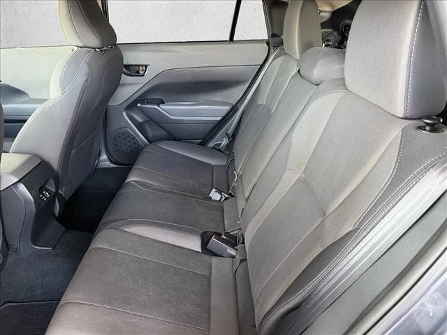 Used 2025 Subaru Crosstrek 2.5i Premium AWD/4WD image 10