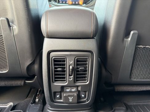 Used 2025 Dodge Durango SRT Hellcat image 38