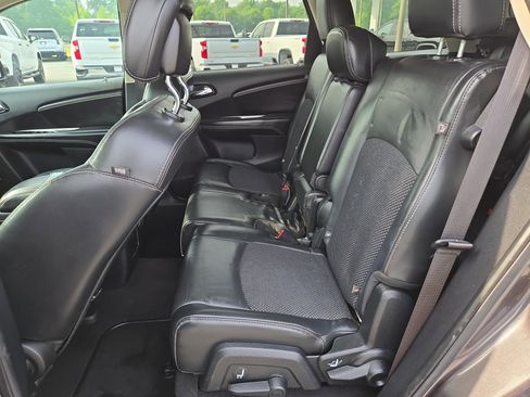 Used 2020 Dodge Journey Crossroad w/ Popular Equipment Group image 19