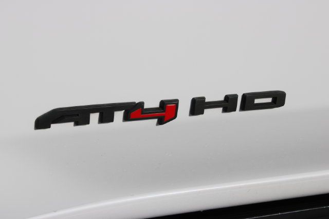 Used 2022 GMC Sierra 2500 AT4 w/ AT4 Premium Plus Package AWD/4WD image 18