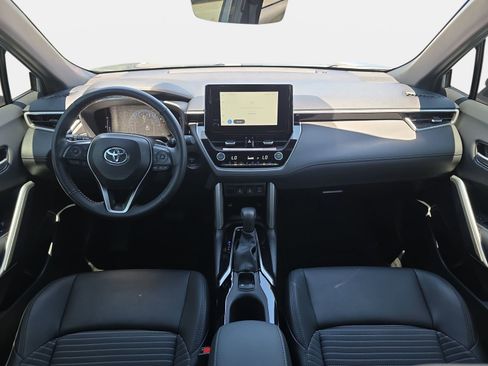 Used 2024 Toyota Corolla Cross AWD Hybrid w/ Convenience Package image 9