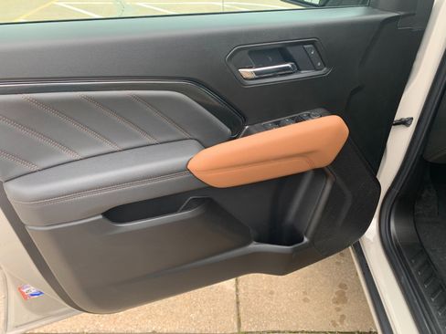 New 2026 GMC Canyon AT4 AWD/4WD image 10
