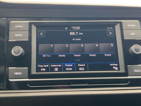 Used 2021 Volkswagen Jetta S image 23