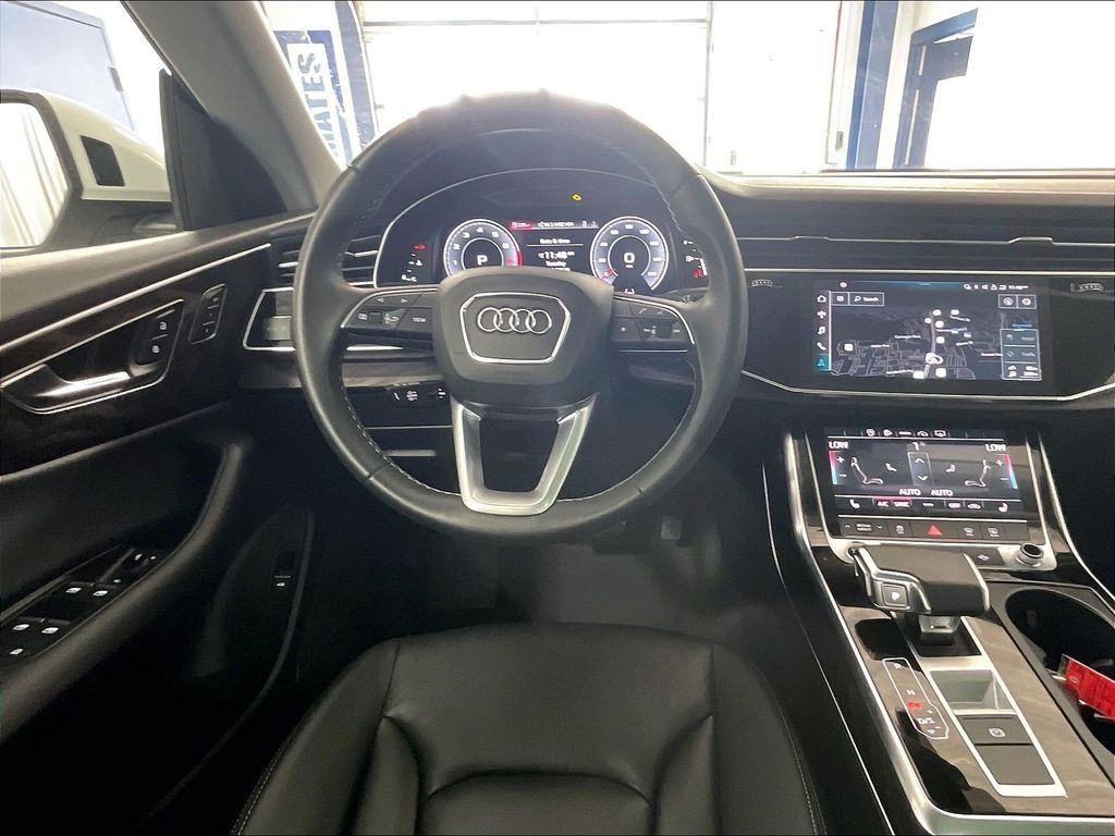 Used 2023 Audi Q8 Premium w/ Convenience Package AWD/4WD image 17