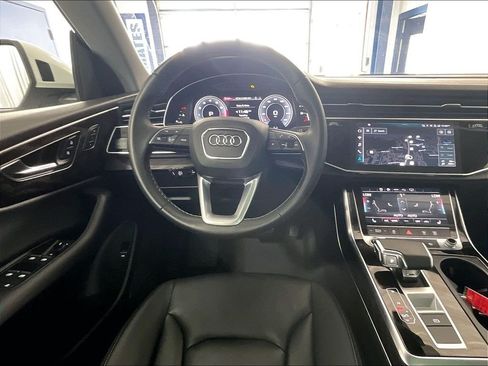 Used 2023 Audi Q8 Premium w/ Convenience Package AWD/4WD image 17