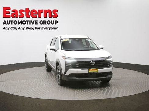 Used 2025 Nissan Kicks SV image 49