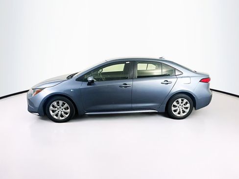 Used 2021 Toyota Corolla LE w/ Carpet Mat Package (TMS) FWD image 4