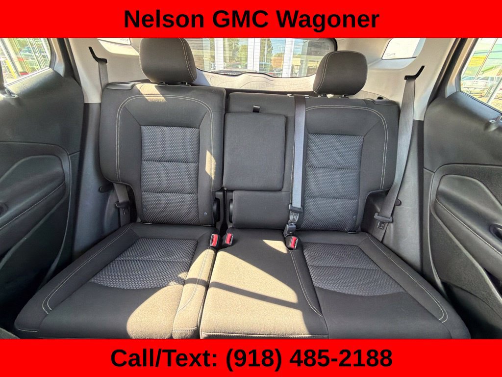 Used 2024 GMC Terrain SLE w/ Driver Convenience Package FWD image 38